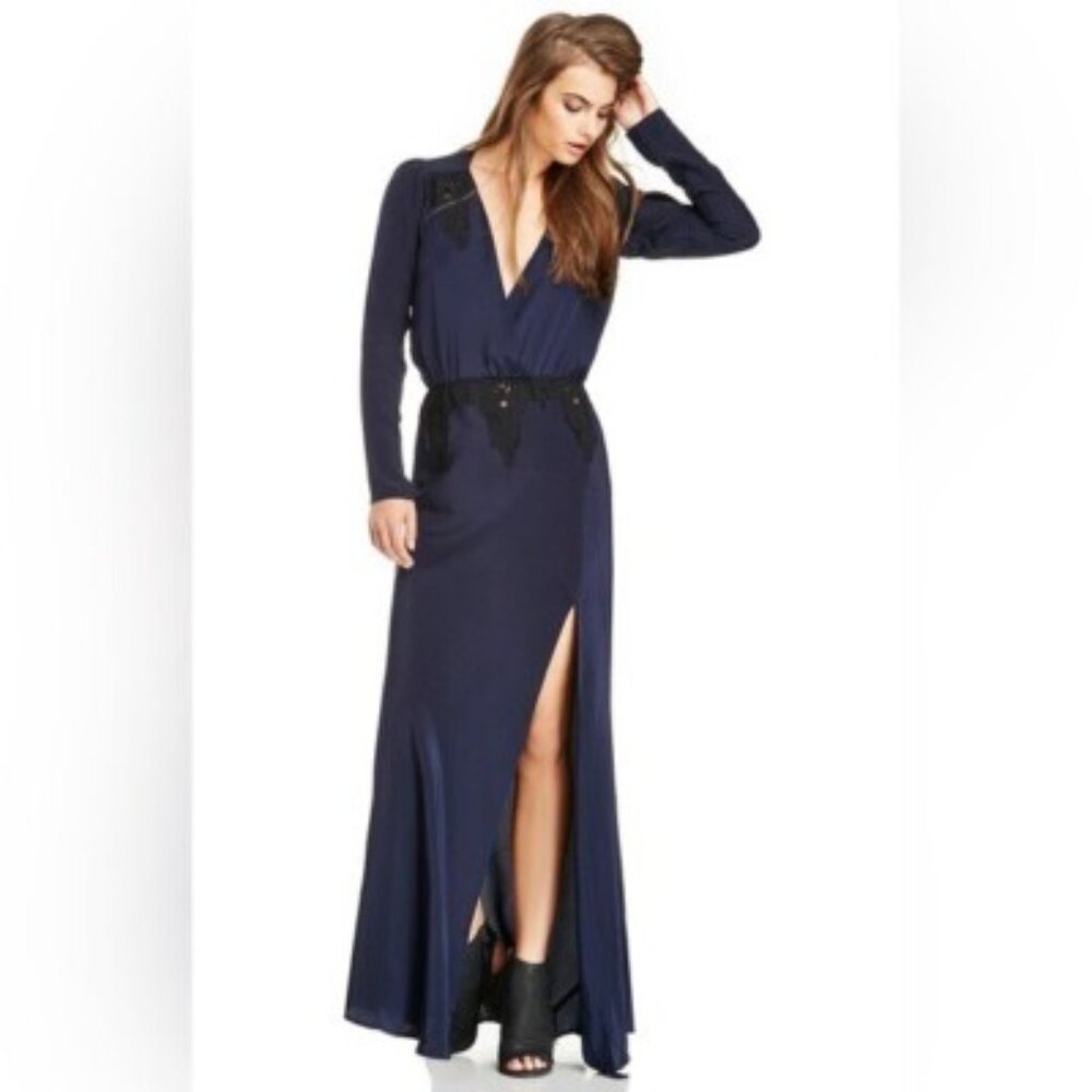 Stone Cold Fox Alabama Gown in Navy - XS/S
